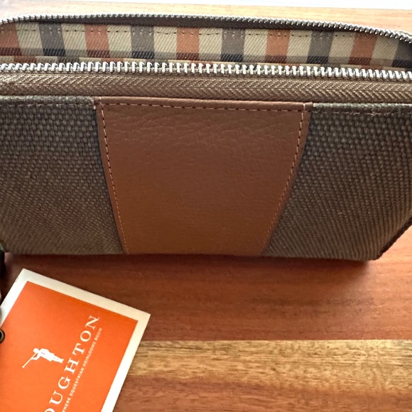 Oughton Paddock Wristlet Wallet Vintage Canvasn- NWT - Picture 5 of 9